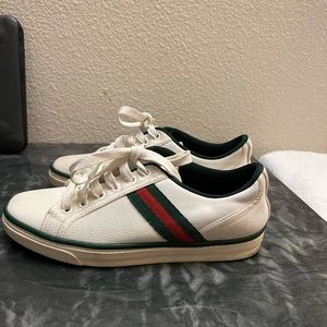 gucci tennis shoes